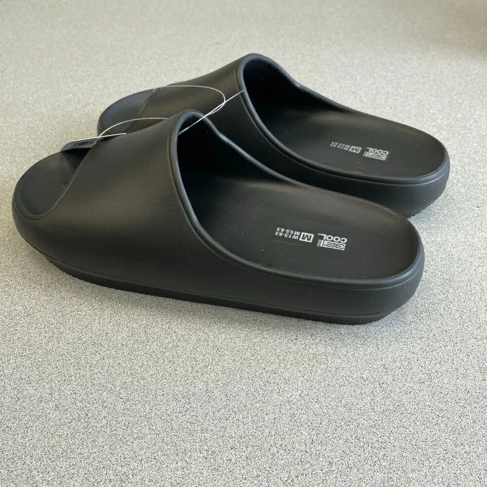 NEW 32 Degrees Cool  Women's 7.5-8.5 Black Cushion Slide Sandals